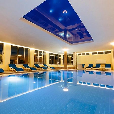Spa&Hotel Studenac トレビニエ エクステリア 写真