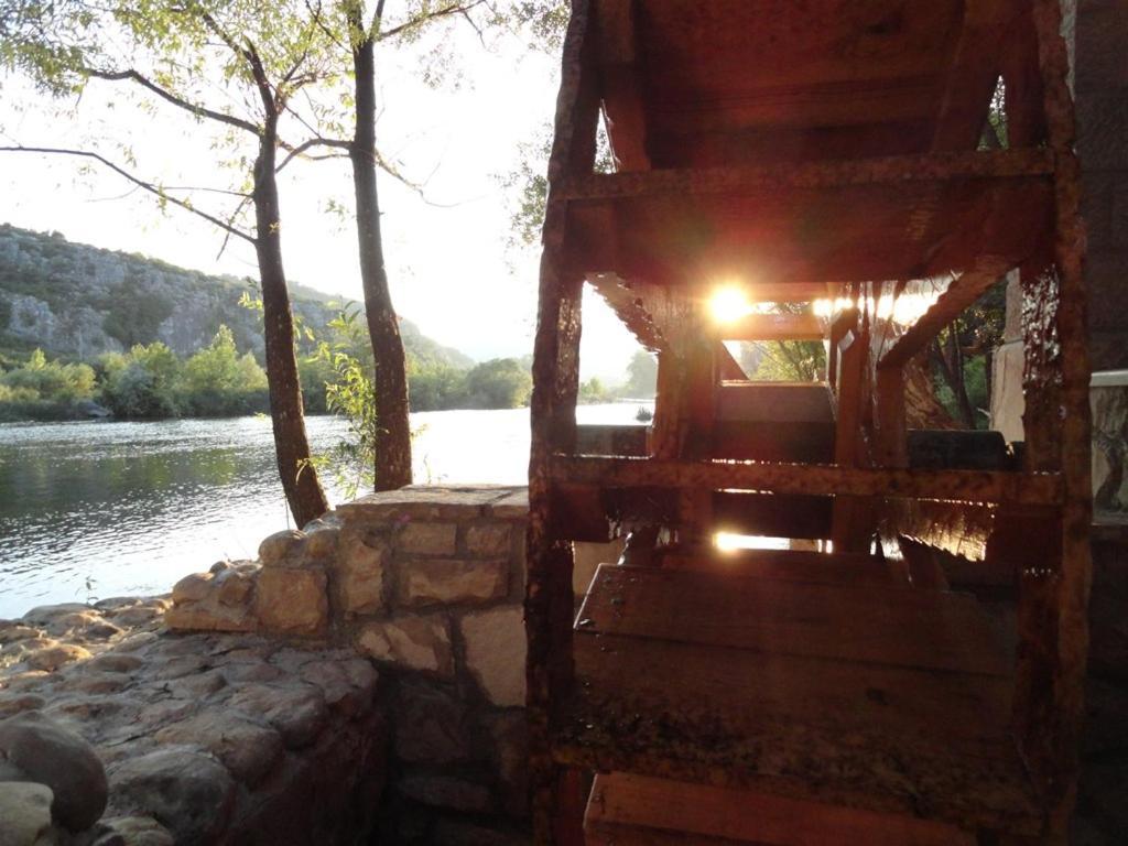 Spa&Hotel Studenac トレビニエ エクステリア 写真