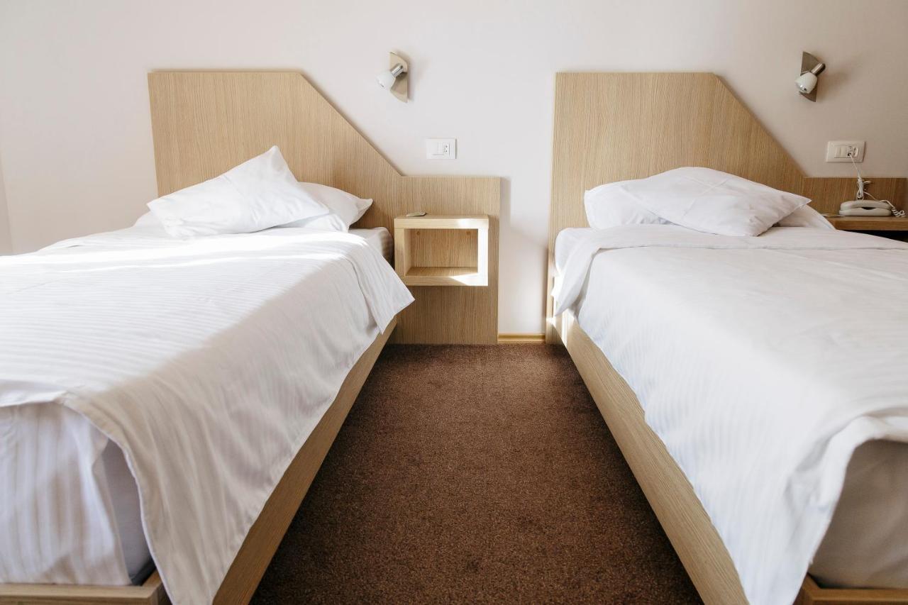 Spa&Hotel Studenac トレビニエ エクステリア 写真