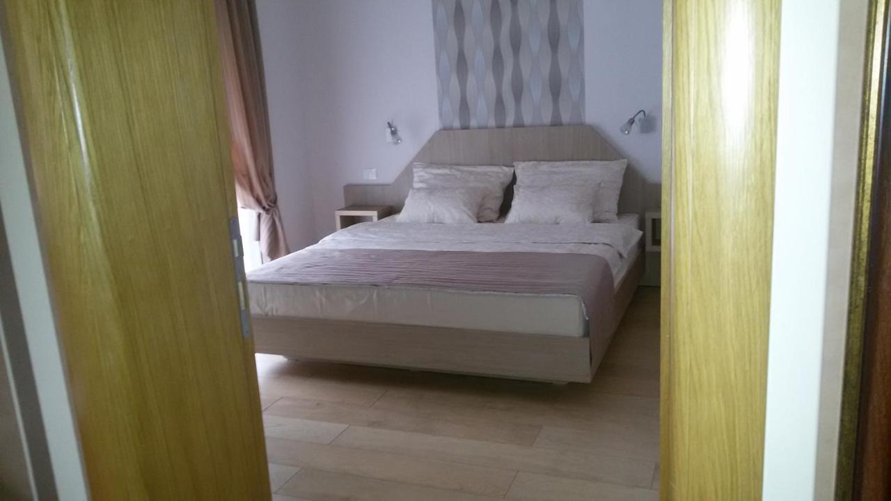 Spa&Hotel Studenac トレビニエ エクステリア 写真